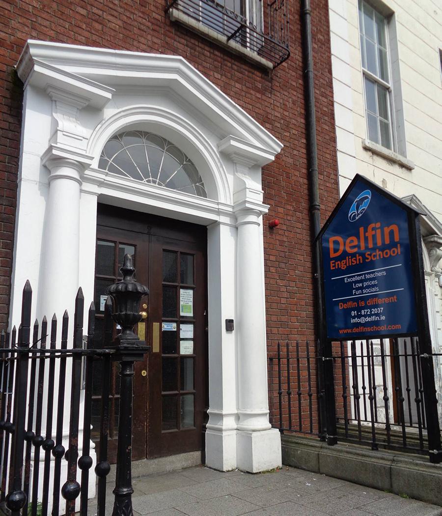 Delfin English School, Dublin
